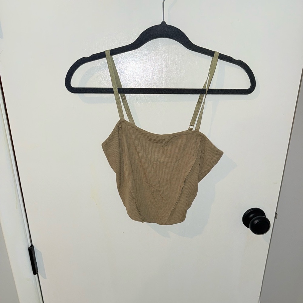 Crop tank top